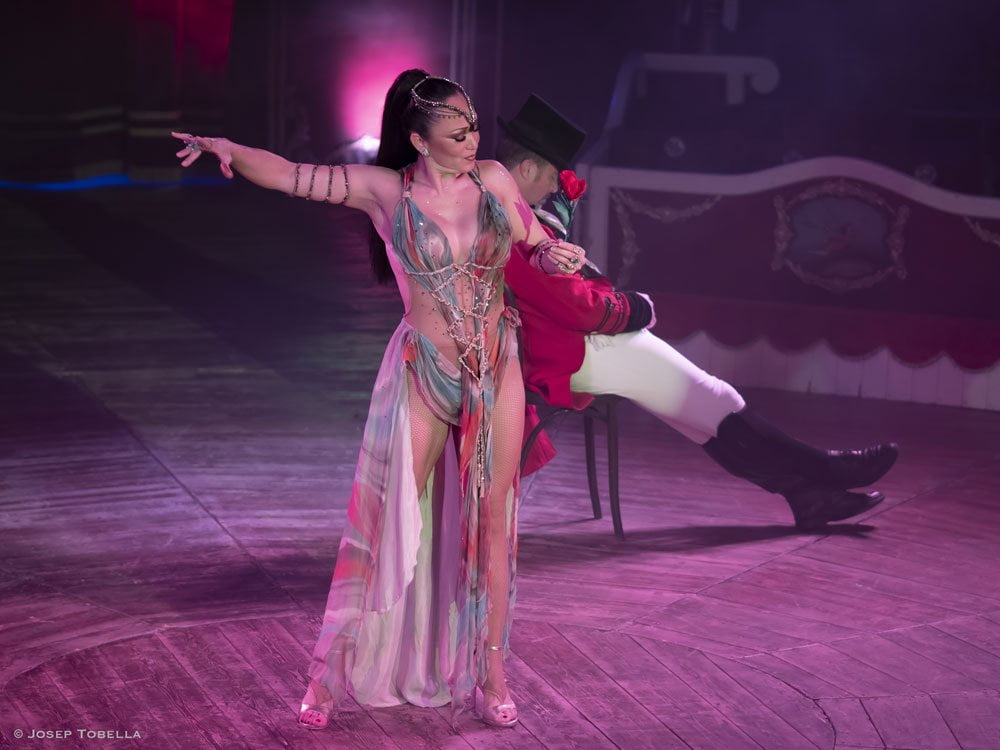 Circo en Zaragoza: Rosa Raluy en un momento de la actuación