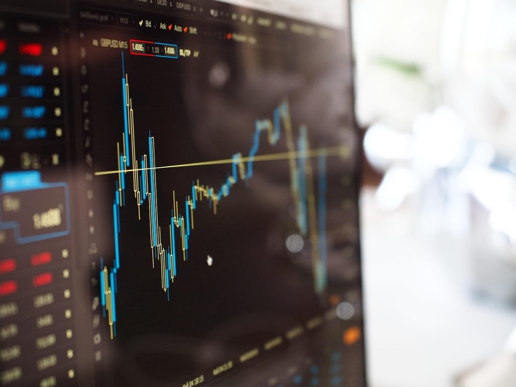 Áureo Tradebit: formación inteligente para un trading más seguro y eficiente